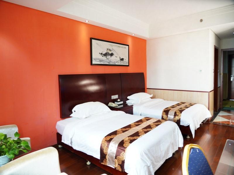 Hotel Shell Qingpu District Huaxin Town Xinfu Middle Road 2*